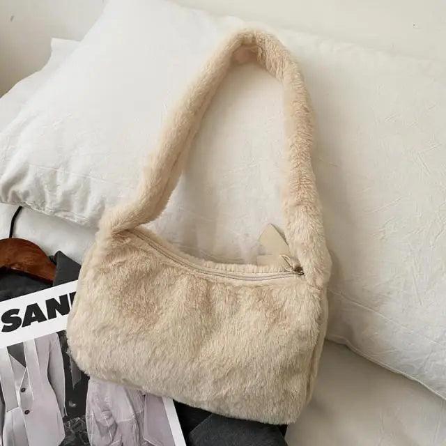 Simple And Stylish Women Soft Plush Winter Furry Shoulder Bags For Ladies And Girls Designer Clutch Handbag For Female Stevvex