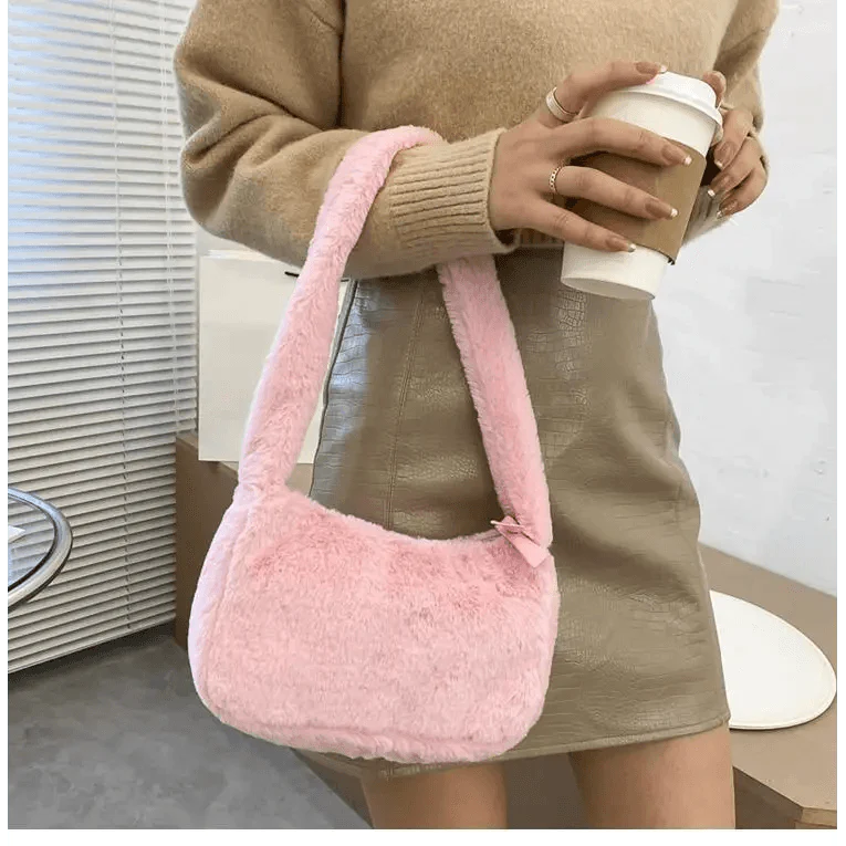 Simple And Stylish Women Soft Plush Winter Furry Shoulder Bags For Ladies And Girls Designer Clutch Handbag For Female Stevvex