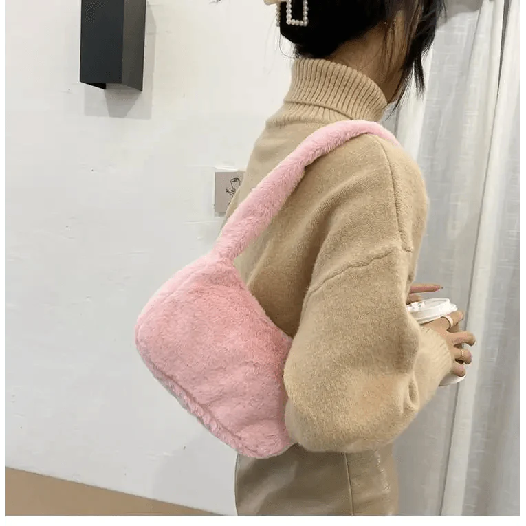 Simple And Stylish Women Soft Plush Winter Furry Shoulder Bags For Ladies And Girls Designer Clutch Handbag For Female Stevvex
