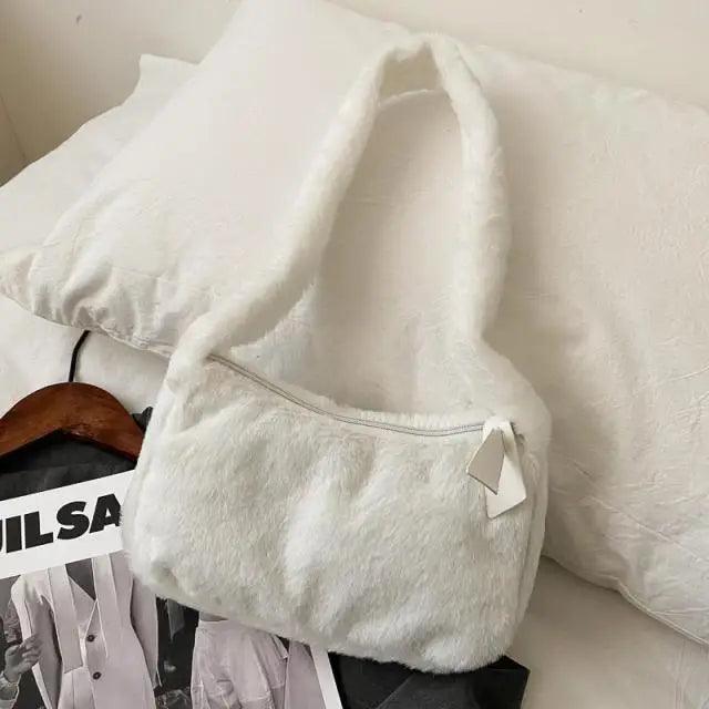 Simple And Stylish Women Soft Plush Winter Furry Shoulder Bags For Ladies And Girls Designer Clutch Handbag For Female Stevvex