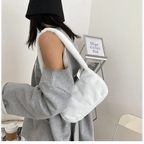 Simple And Stylish Women Soft Plush Winter Furry Shoulder Bags For Ladies And Girls Designer Clutch Handbag For Female Stevvex