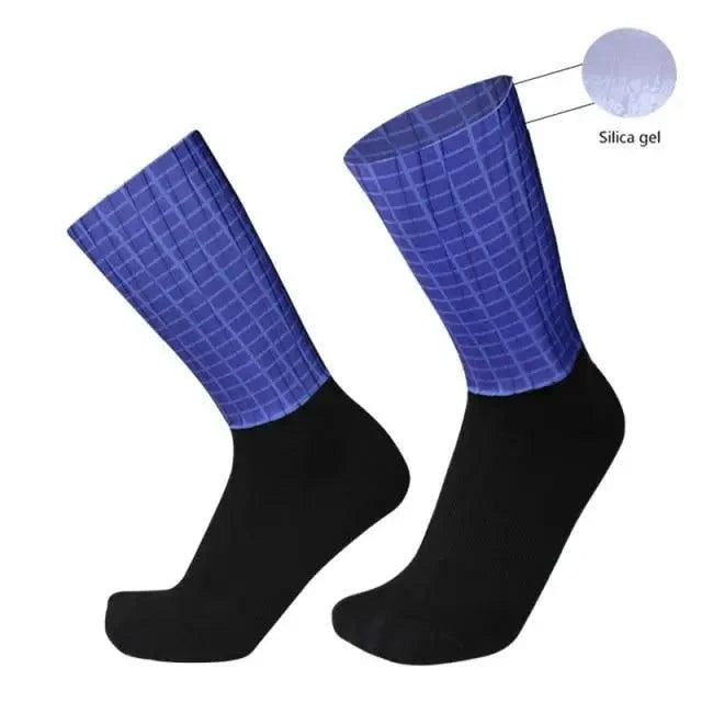 Simple Modern Design Anti Slip Silicone Cycling Socks  For Men Unique  Bicycle Running Socks Lightweight Breathable Sports Socks Stevvex