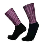 Simple Modern Design Anti Slip Silicone Cycling Socks  For Men Unique  Bicycle Running Socks Lightweight Breathable Sports Socks Stevvex