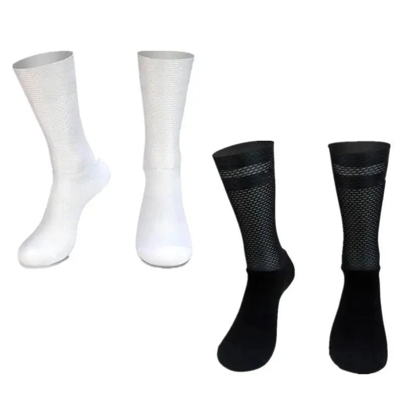 Simple Modern Design Anti Slip Silicone Cycling Socks  For Men Unique  Bicycle Running Socks Lightweight Breathable Sports Socks Stevvex