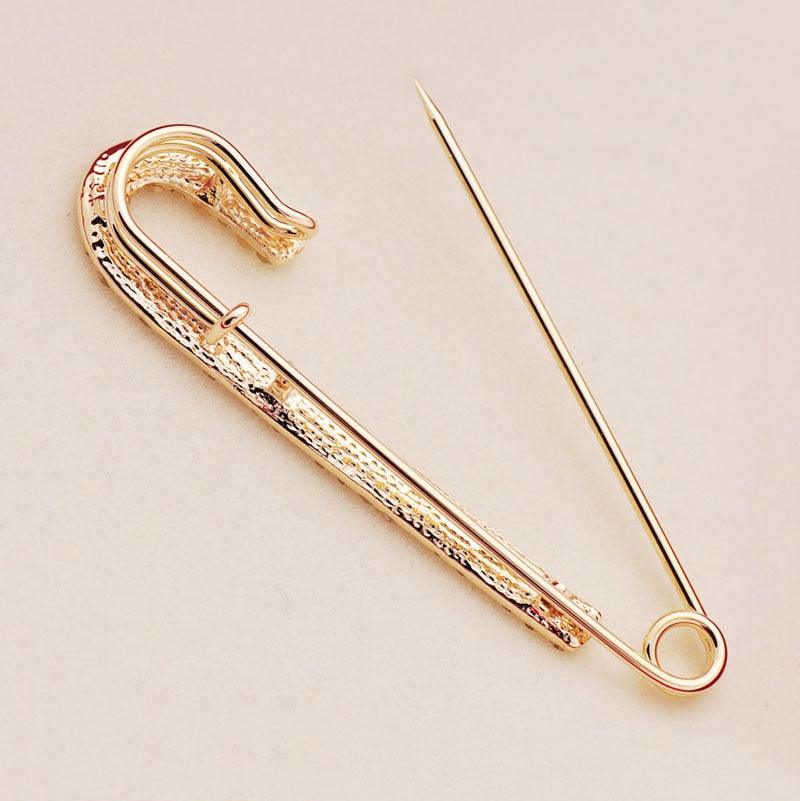 Simple Rhinestone Large Safety Pins For Cardigan Coat Sweater Costume Jewelry Women Accessories Women's Safety Pin with Crystal and Faux Pearls Stevvex