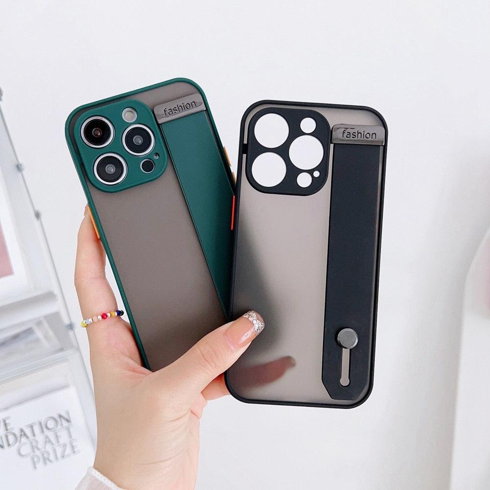 Simple Unique Design Silicone Case Lens Full Protection Shockproof Armor Wrist Band Phone Case For iPhone 14 13 12 11 Pro Max XR XS X 7 8 Plus Luxury Silicone Bumper Hard Iphone Cover Stevvex