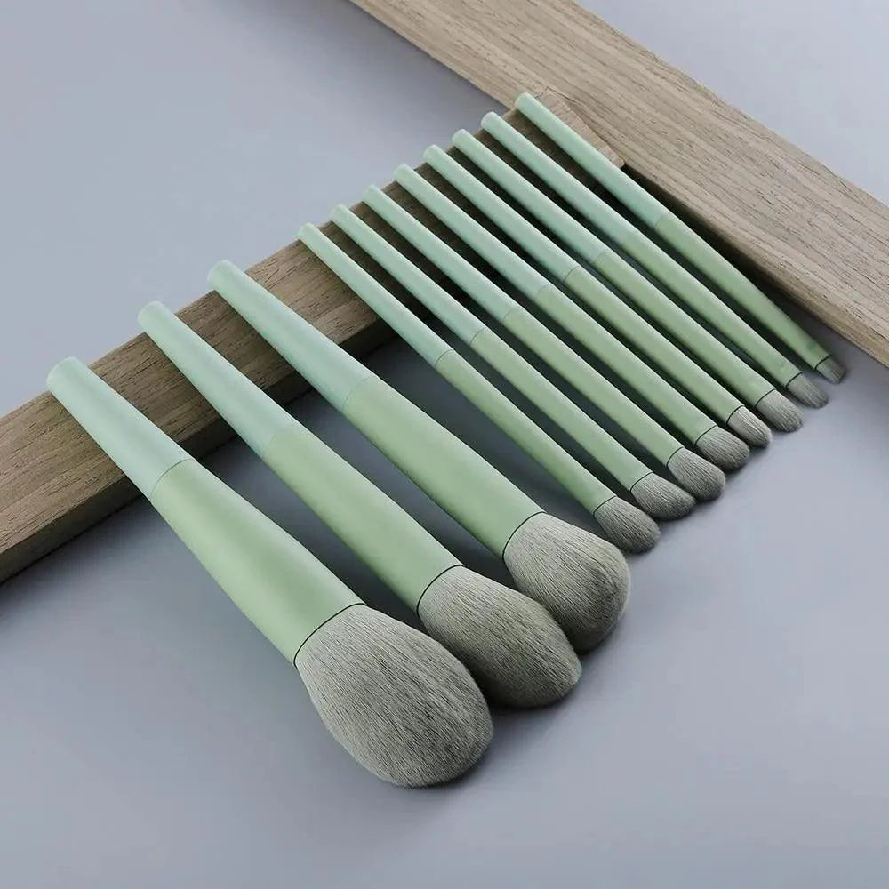 Sizzling 11/8pcs Natural Hair Green Makeup Brushes Foundation Powder Eyeshadow Eyebrow Brush Set Profesional Cosmetic Tool Stevvex