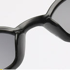 Small Leopard Cateye Design Women Sunglasses Vintage Glasses For Women Summer UV Eyewear Protection Eye Catching Cool Sunglasses For Women Goggles Plastic Frame