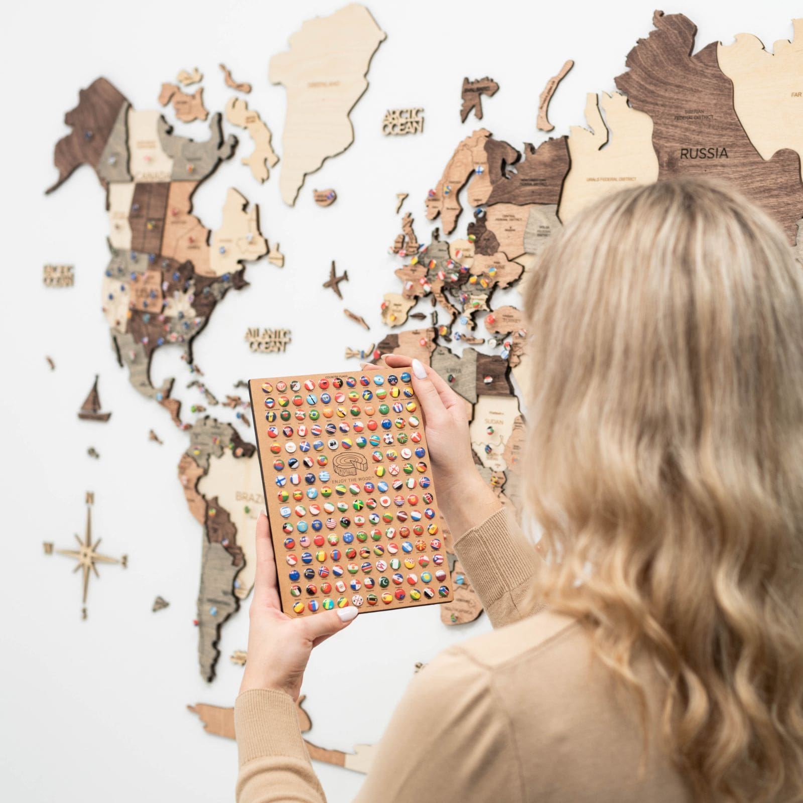 3D Wooden World Map Smokey Enjoy The Wood