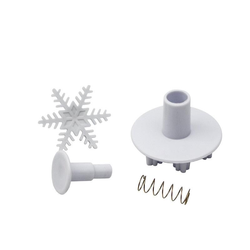 Snowflake Fondant Cake Decorating Tools Sugarcraft Cutter Mold Cake Decorating Baking Tools Kitchen Accessories 3Pcs/Set Snowflake Cookie Cutter Set Cake Decorating Mold Fondant Winter Theme Molds Stevvex