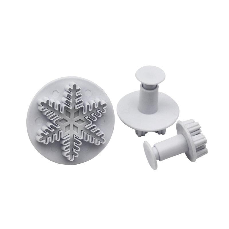 Snowflake Fondant Cake Decorating Tools Sugarcraft Cutter Mold Cake Decorating Baking Tools Kitchen Accessories 3Pcs/Set Snowflake Cookie Cutter Set Cake Decorating Mold Fondant Winter Theme Molds Stevvex