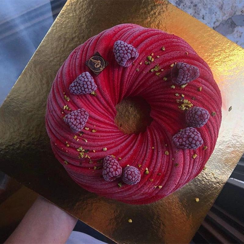 Spiral Donut Dessert Silicone Cake Mold Homemade Party Chocolate Pastry Mould Decorating Tray Baking Tools Round Swirl Cake Mold For Baking Amazing Dessert Art Silicone 3D Mould Stevvex