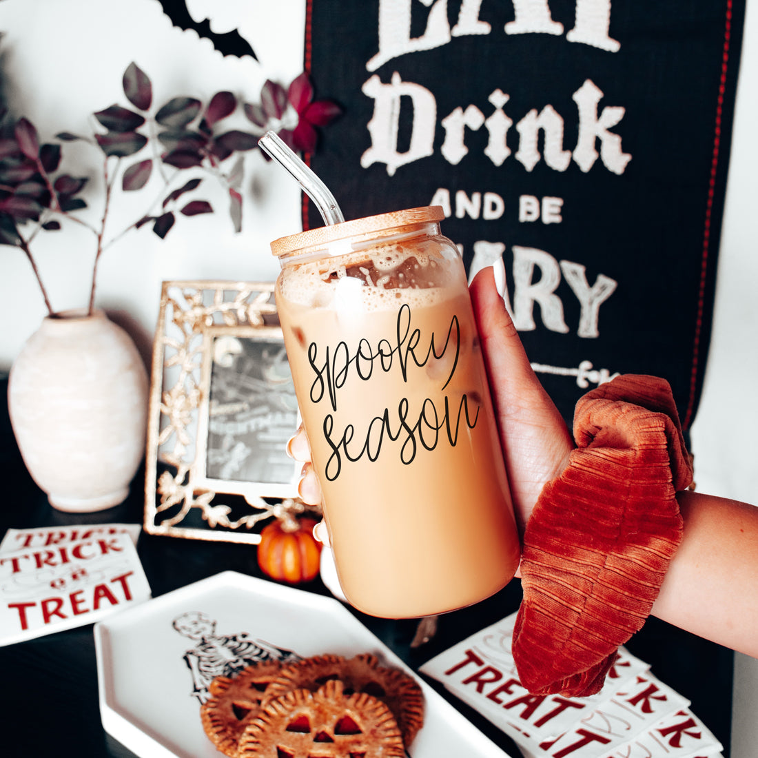Hocus Pocus I Need Coffee 20oz Glass Tumbler Bamboo Lid 2 Stainless Straws BandsCo Straps
