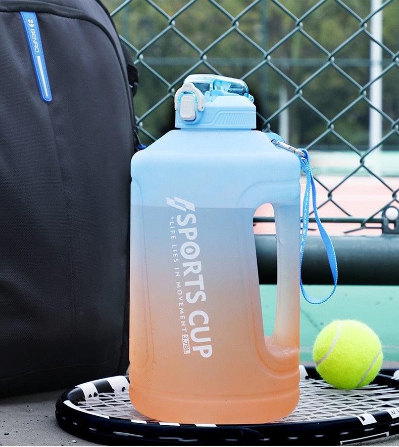 Sport 2l Water Bottle Reminder Plastic Straw Water Bottle Fitness Big Bottles 1500ML / 2300ML / 3800ML 2 liter  Sports Drinking Bottle Reusable Easy Clean Sealing Water Bottle with Lanyard for Hiking Stevvex