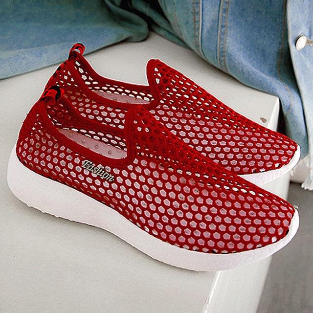 Sport Mesh Breathable Women Shoes Fashion Sports Soft Comfortable Women Shoes Fashion Slip-On Sports Shoes Soft Sole Breathable Comfortable Running Walking Shoes Stevvex
