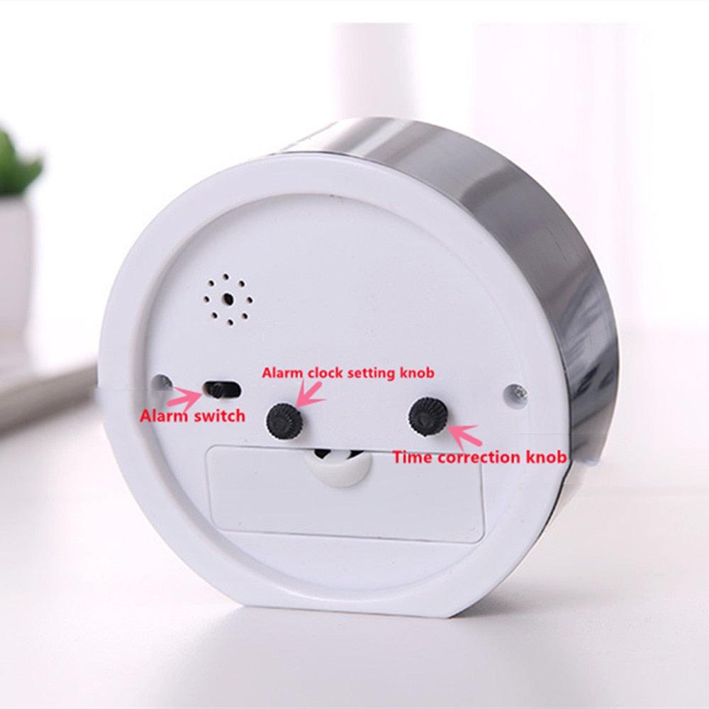 Square Round Small Alarm Clock Snooze Silent Sweeping Wake Up Table Clock Travel Alarm Clock Analog Small Simple Battery Operated Clock Non Ticking Alarm Clock Snooze Light Functions Bedside Table Clock  Battery Powered Compact Portable Travel Alarm Clock Stevvex