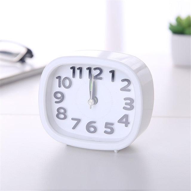 Square Round Small Alarm Clock Snooze Silent Sweeping Wake Up Table Clock Travel Alarm Clock Analog Small Simple Battery Operated Clock Non Ticking Alarm Clock Snooze Light Functions Bedside Table Clock  Battery Powered Compact Portable Travel Alarm Clock Stevvex