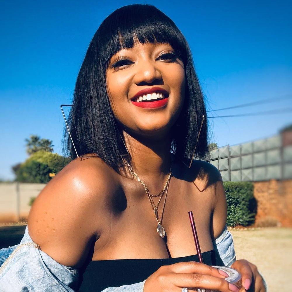 Straight Bob Wig Human Hair Wig With Bangs Short Bob Human Hair Wigs For Women Brazilian Straight Fringe Human Hair Wigs For Black Women Gifts for Girlfriends Stevvex