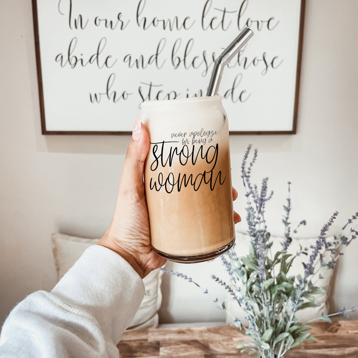 Strong Woman 17oz Glass Tumbler With Bamboo Lid And Stainless Straws - Gift BandsCo Straps
