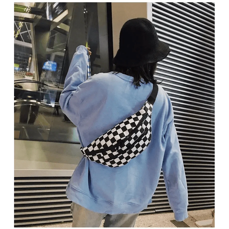 Stylish And Fashionable Fanny Bag For Women Rave Festival Bum Travel Waist Pack Black And White Checkered Stevvex