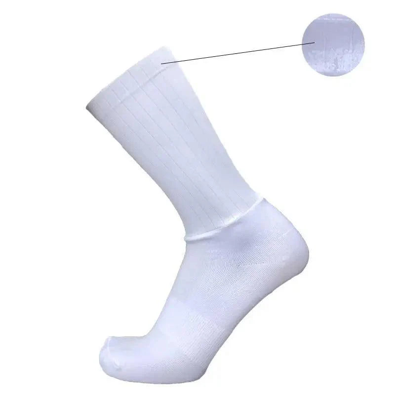 Stylish Summer  Breathable Cycling Socks For Men Anti Slip Seamless Sports Cycling Socks For Men Modern Design Running Sports Socks Stevvex