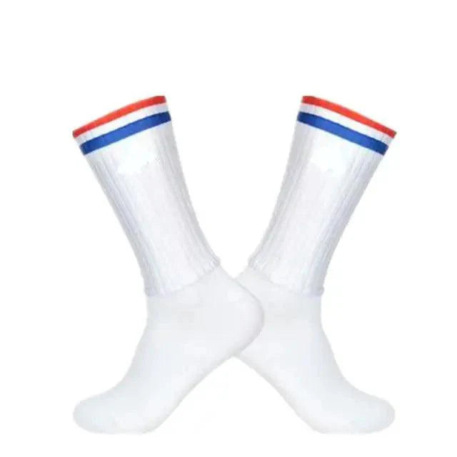 Stylish Summer  Breathable Cycling Socks For Men Anti Slip Seamless Sports Cycling Socks For Men Modern Design Running Sports Socks Stevvex