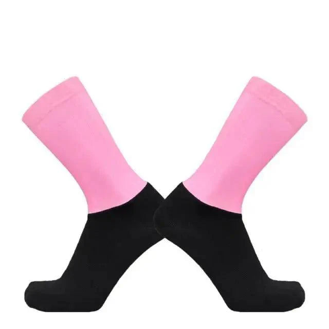 Stylish Summer  Breathable Cycling Socks For Men Anti Slip Seamless Sports Cycling Socks For Men Modern Design Running Sports Socks Stevvex