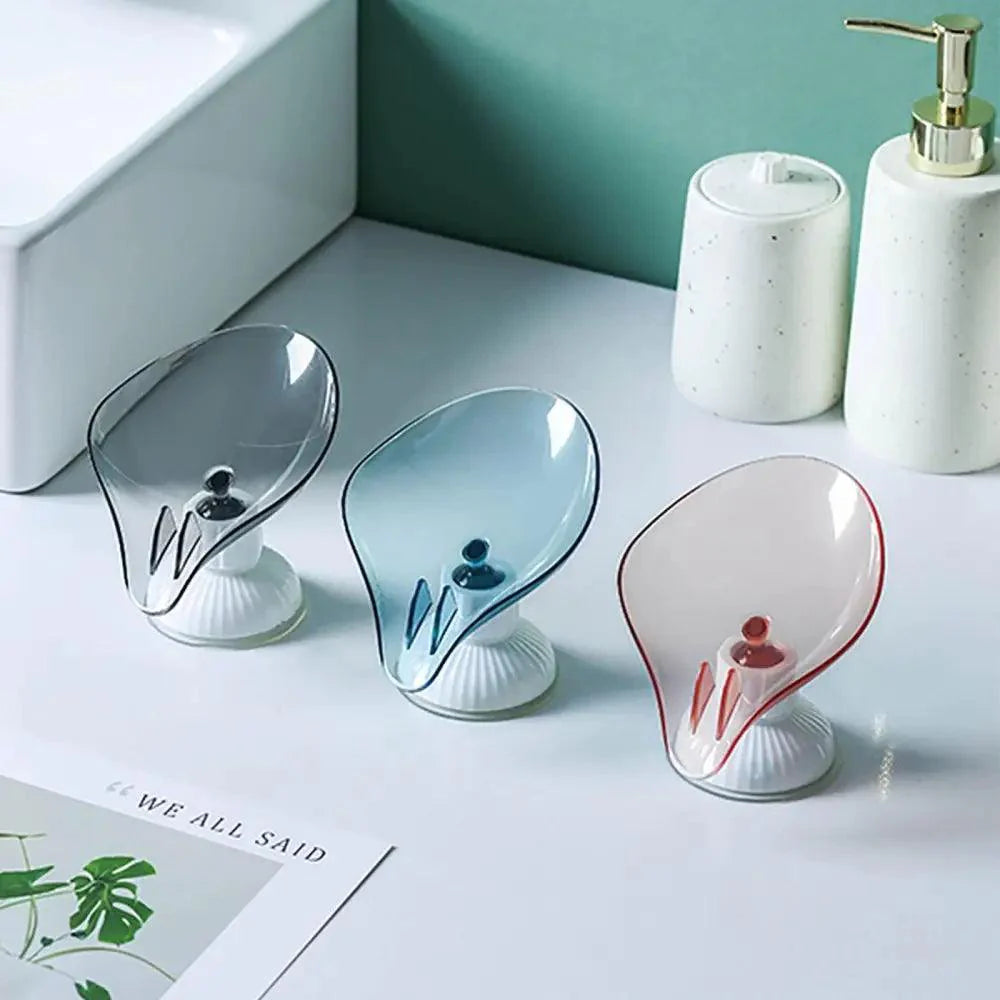 Suction Cup Soap Dish Holder Leaf-Shape Self-Draining Soap Saver Box Not Punched for Shower Bathroom Kitchen Soap Dishes Sponge Container with Suction Cup Leaf Shape Self Draining for Bathroom Kitchen Sink Stevvex