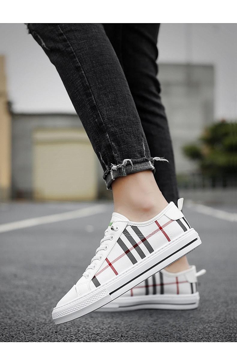 Summer Canvas Mens Breathable Vulcanize Sneakers Light Men Casual Walking Shoe Non-slip Fashionable Sports Shoes Mens Workout Lightweight White Flat Sneakers Stevvex