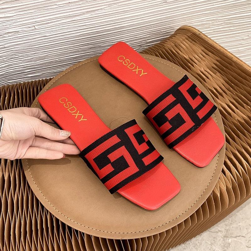 Summer Design Women Slippers Fashion Flat Heels Sildes Shoes Women's Flat Sandals Strap Slide Sandals Open Toe Comfortable Soft Luxury Slide Sandals Simple Cotton Fabric Straps Open Toe Flat Sandal For Womens Stevvex