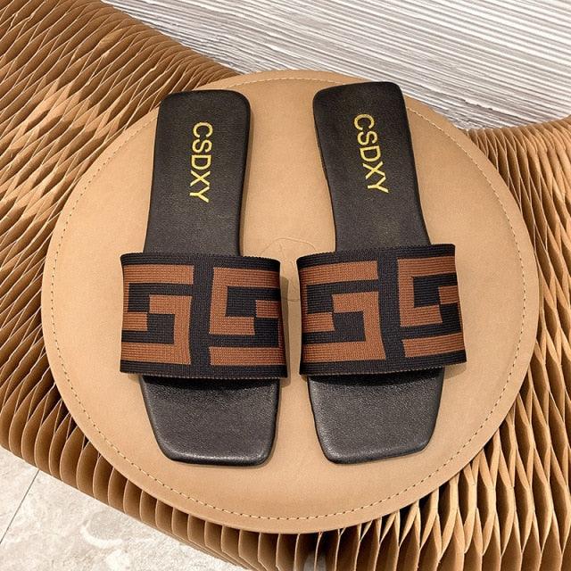 Summer Design Women Slippers Fashion Flat Heels Sildes Shoes Women's Flat Sandals Strap Slide Sandals Open Toe Comfortable Soft Luxury Slide Sandals Simple Cotton Fabric Straps Open Toe Flat Sandal For Womens Stevvex