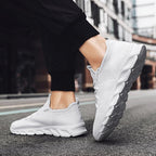 Summer Men's Casual Light Sneaker Outdoor Breathable Mesh Fashion Sports White Popular Style Running Casual Sneakers Couple Walk Sport Running Athletic Non Slip Fashion Sneakers Stevvex
