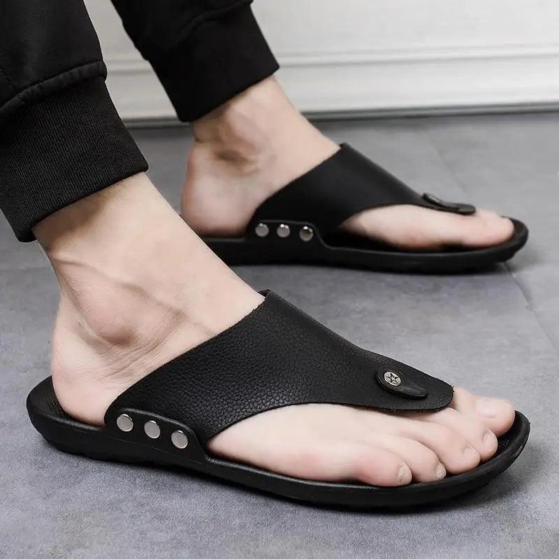 Summer Modern Design Men Flip-Flops For Beach Slippers Classic Brown Sandals Comfortable Casual Beach Outdoor Slippers For Men Stevvex