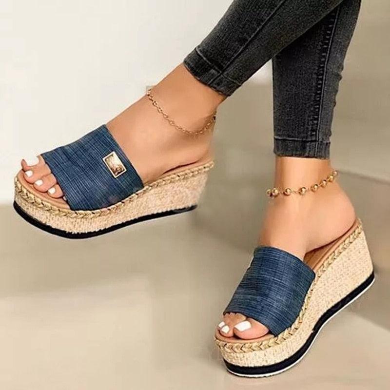 Summer Slippers Women Platform Slipper Fashion High Heeled Shoes Outdoor Beach Sandals For Women Platform Sandals Open Toe Elegant Heels Casual Summer Sandals Stevvex
