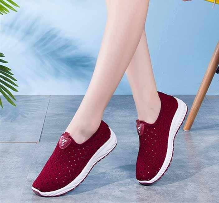 Summer Women's Sports Espadrilles Fashion Breathable Slip On Sneakers For Women Lightweight Walking Shoes Comfortable Elegant Shoes Non Slip Mesh Elegant Design Stevvex