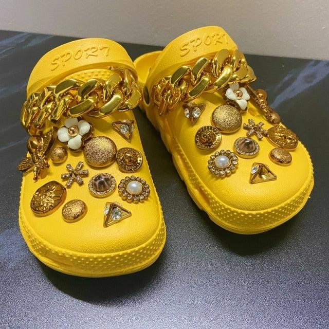 Summer Women Slippers Shoes With Charms Jewelry Garden Shoes Wedges Platform Sandals Antiskid Clogs Crystal Shoe Charms For Clog Sandals Jewelry Pearl Rhinestones Diamond Bling Shoe Decoration Fits Hole Shoes For Women