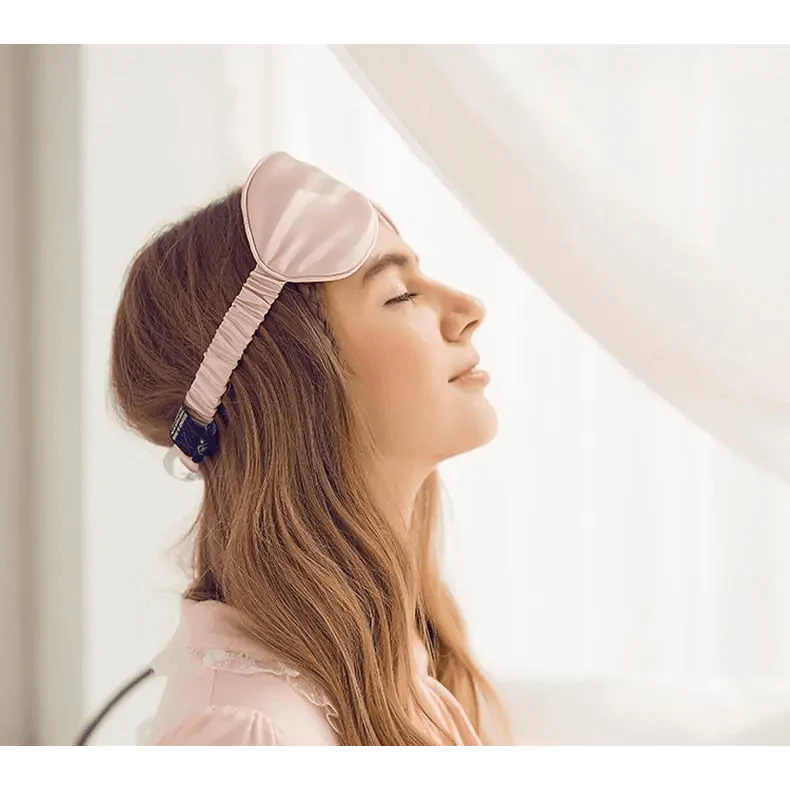 Super Smooth  Mulberry Silk Sleep Eye Mask & Blindfold With Elastic Strap Travel Eye Patch Soft Nap Eye Patch  Eye Cover Eyeshade for Night Sleeping Mask For Women Stevvex