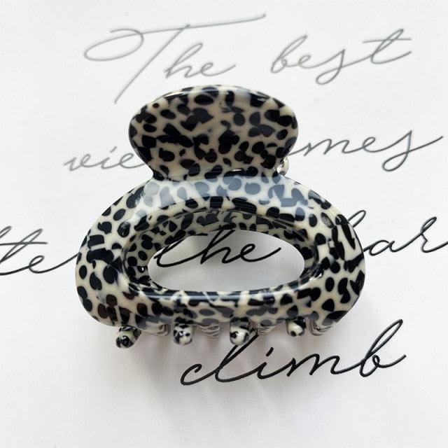 Sweet Mini Acetate Hair Clip for Women Girls Hair Claw Chic Barrettes Crab Hairpins Styling Claw Clips Fashion Hair Gorgeous Hair Accessories For Women Stevvex