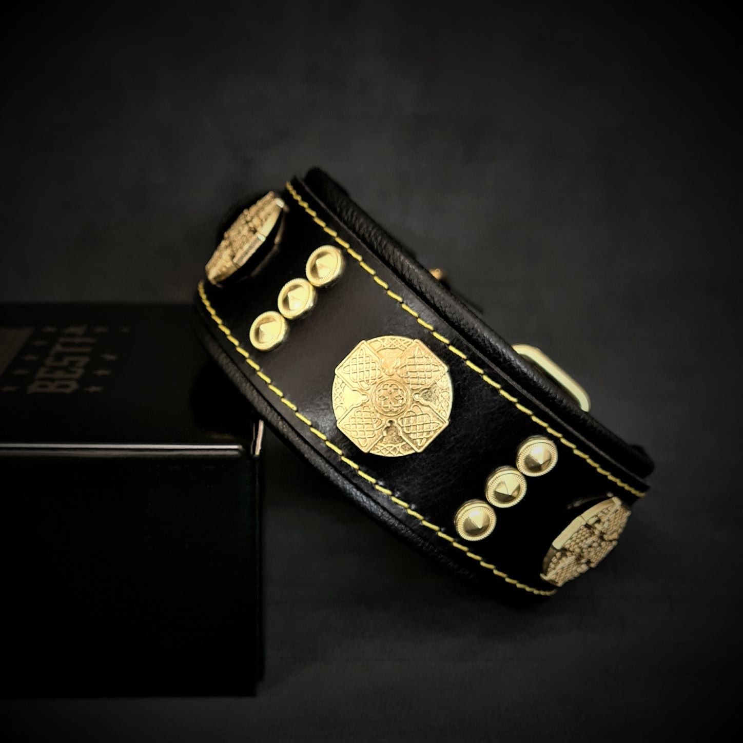The "Maximus" collar 2 inch wide gold decoration - SJB-DIAMOND ELITES