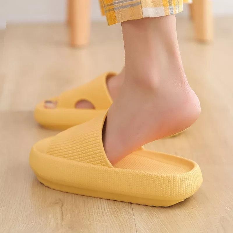 Thick Platform Bathroom Home Slippers Women Fashion Soft Sole EVA Indoor Slides Woman Sandals Summer Non-slip Flip Flops Quick Drying Open Toe Super Soft Comfy Thick Sole Home House Cloud Cushion Sandals For Indoor And Outdoor Platform Shoes Stevvex
