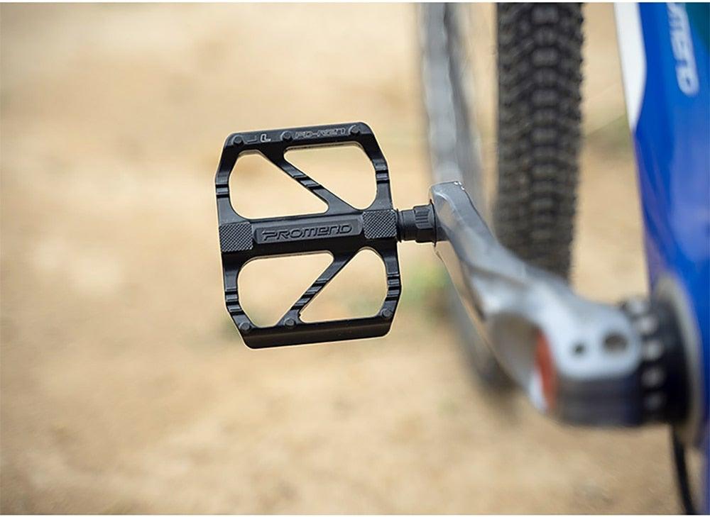 Ultralight 3 Bearings Pedal Bicycle Bike Pedal Anti-slip Footboard Bearing Quick Release Aluminum Alloy Bike Accessories Mountain Bike Pedals Non-Slip Lightweight Pedals Aluminum Alloy Sealed Bearing For Road Mountain Stevvex