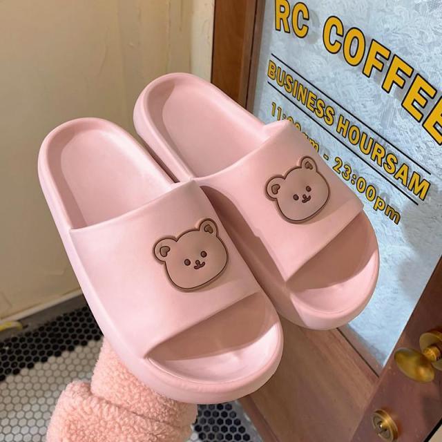 Unisex Summer Slippers Beach Slides Flip Flops Bear Thick Soled Boys Girls Bathroom Shoes Slides Sandals With Thick Sole Non-Slip Beach Pool Slides Open Toe Style Outdoor Slippers For Men And Women Stevvex
