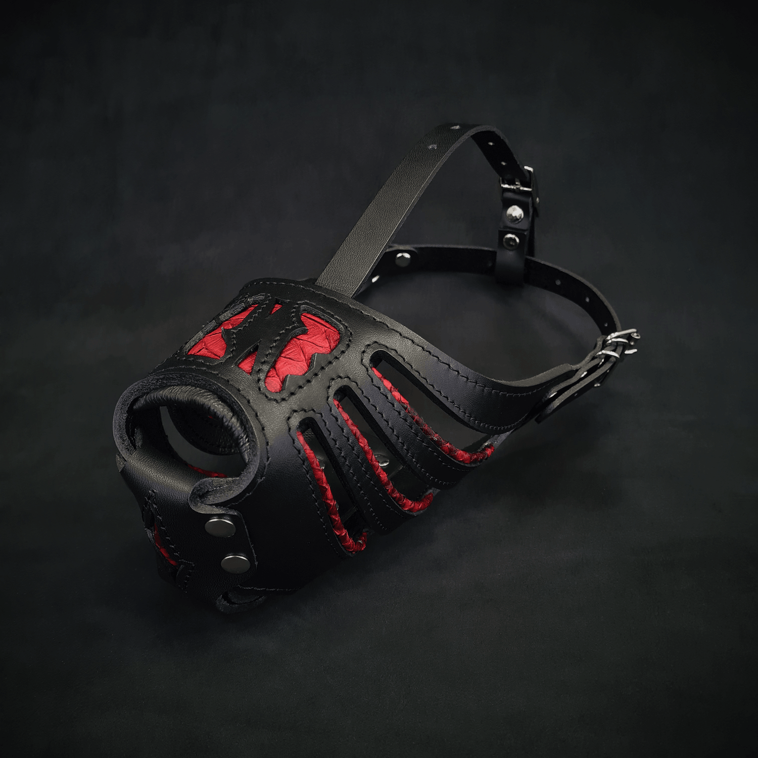 The ''Red Dragon'' basket muzzle - SJB-DIAMOND ELITES