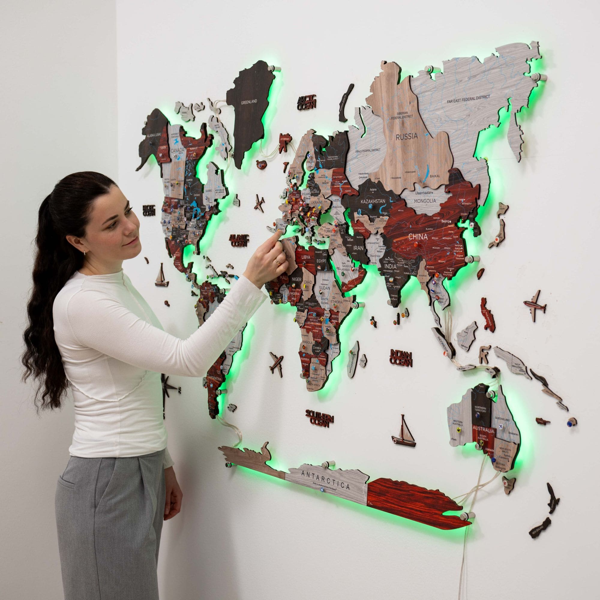 3D LED / LUMINOUS Wooden World Map 3.0 Urban - SJB-DIAMOND ELITES