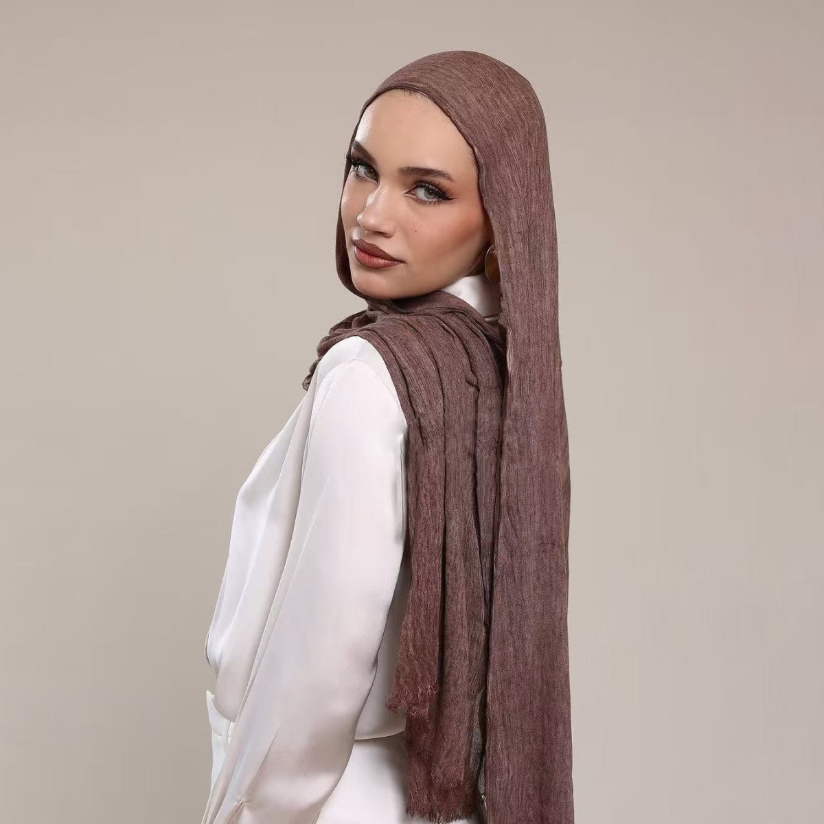 Vintage Charm, Modern Grace Shawl Hijab (MH171)