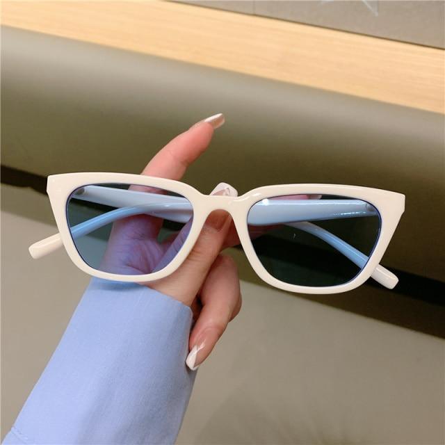 Vintage Narrow Cat Eye Sunglasses Cat's Eye Style Sunglasses For Women New Retro Style & Fashionable & Designer Shades Of Glasses Elegant Sunglasses Stevvex