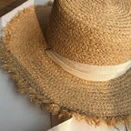 Vintage Straw Hat Women Wide Sun Protection Beach Hat Black And White Ribbon Bowknot Cute Design Straw Cap Women Elegant Summer Hat Beach Fedoras Casual Ladies Flat Top Hat Stevvex