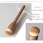 Vintage Style 1Pcs European Wood Handle Makeup Brush High Quality Loose Powder Brush Foundation Brush Super Soft Theatre Makeup Stevvex