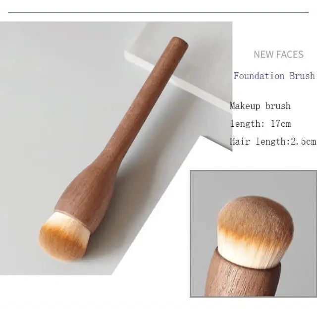 Vintage Style 1Pcs European Wood Handle Makeup Brush High Quality Loose Powder Brush Foundation Brush Super Soft Theatre Makeup Stevvex