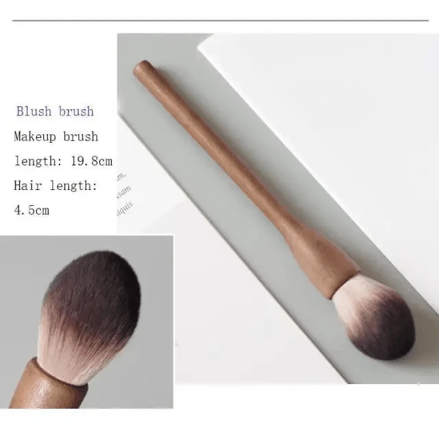 Vintage Style 1Pcs European Wood Handle Makeup Brush High Quality Loose Powder Brush Foundation Brush Super Soft Theatre Makeup Stevvex